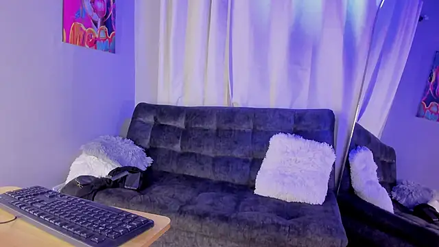 Snapshot of Scarlett__Hill chatting on November 18, 2025, 11:46 am Scarlett Hill online show from November 18, 2025, 11:46 am