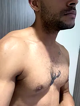 Naim   online show from November 13, 2025, 3:43 am