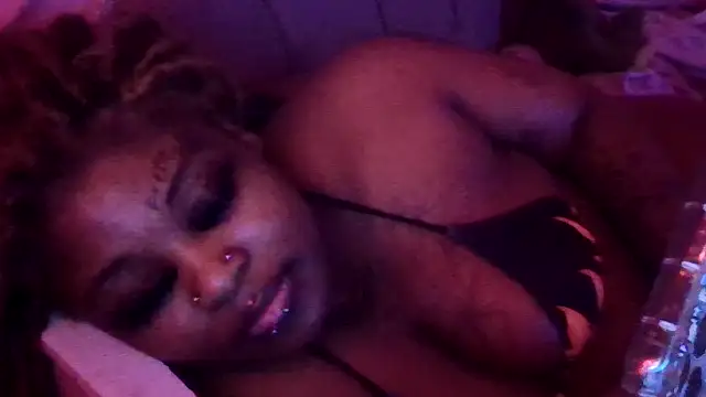 Snapshot of Dusaa_ chatting on February 10, 2026, 10:58 am Dusaa online show from February 10, 2026, 10:58 am