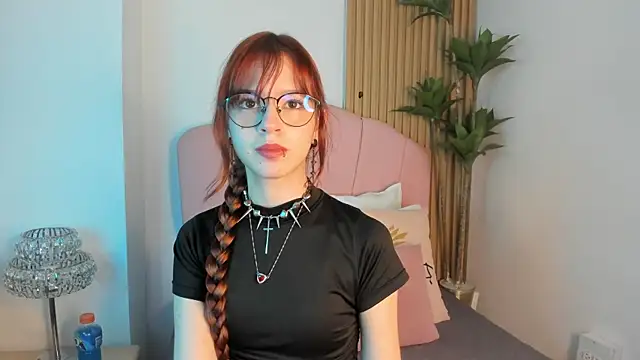 scarlett smith 3 online show from January 10, 2026, 2:29 am