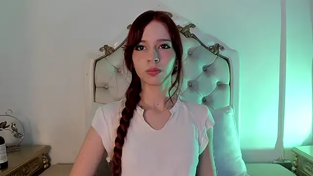 scarlett smith 3 online show from April 2, 2026, 2:30 am