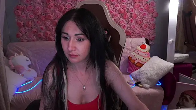 Snapshot of CarolinaaFoxyyy chatting on May 27, 2026, 1:57 am CarolinaaFoxyyy online show from May 27, 2026, 1:57 am