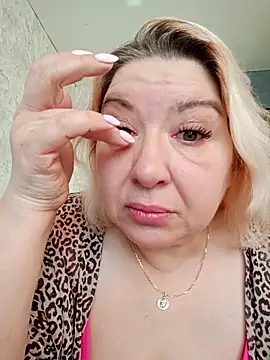 Snapshot of URALS-BOOBS chatting on November 12, 2025, 5:00 am URALS-BOOBS online show from November 12, 2025, 5:00 am