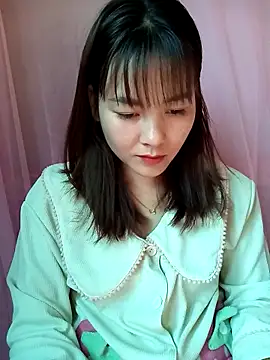 Snapshot of Direction-baby chatting on November 27, 2025, 4:46 am Direction-baby online show from November 27, 2025, 4:46 am