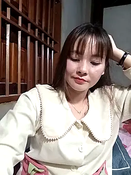 Snapshot of Direction-baby chatting on November 22, 2025, 11:42 am Direction-baby online show from November 22, 2025, 11:42 am