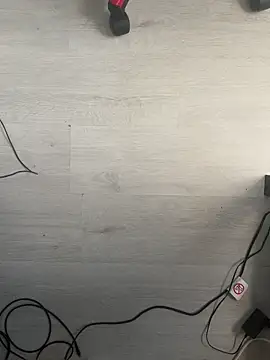 Snapshot of christophecamzzl chatting on November 25, 2025, 3:34 pm christophecamzzl online show from November 25, 2025, 3:34 pm