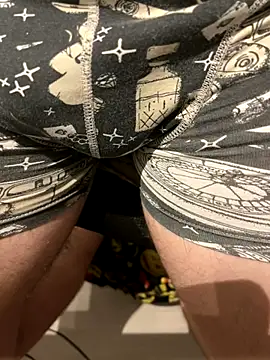 Snapshot of christophecamzzl chatting on November 11, 2025, 4:46 pm christophecamzzl online show from November 11, 2025, 4:46 pm