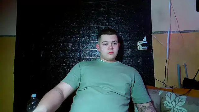 CuteButNaughty  online show from February 12, 2026, 10:09 pm