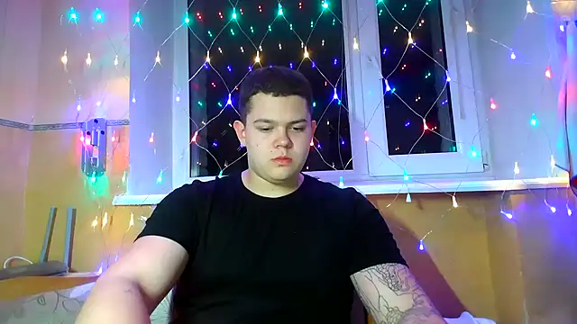 CuteButNaughty  online show from February 28, 2026, 9:03 pm