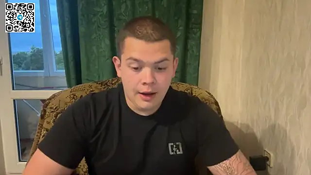 CuteButNaughty  online show from May 29, 2026, 6:14 pm