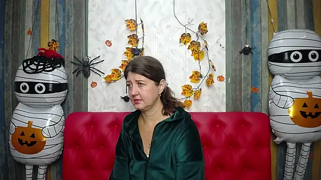 RoseHille online show from November 15, 2025, 10:41 am