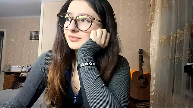 DonnieBooton online show from December 3, 2025, 1:54 pm