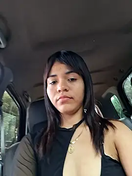 Skinny Wet online show from November 11, 2025, 8:14 pm