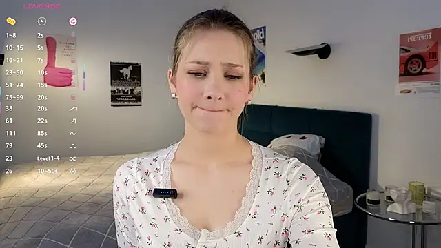 lolly dollyyy online show from December 4, 2025, 6:29 pm