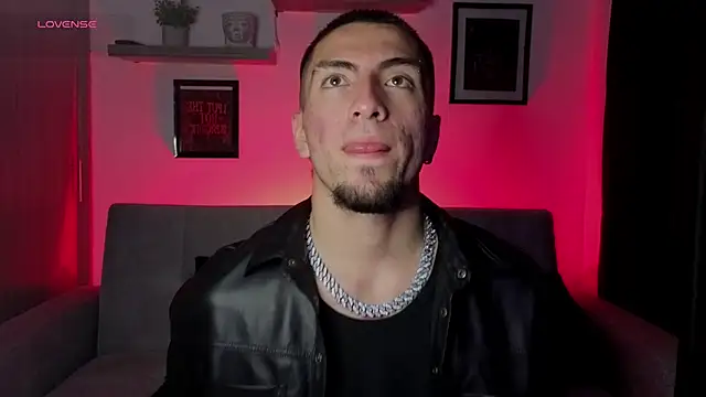 AresMassimoX online show from November 12, 2025, 3:43 am