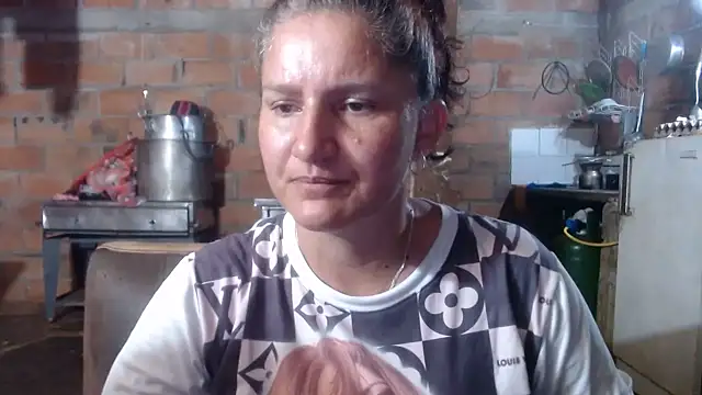 Sra Angelina online show from May 17, 2026, 7:41 am