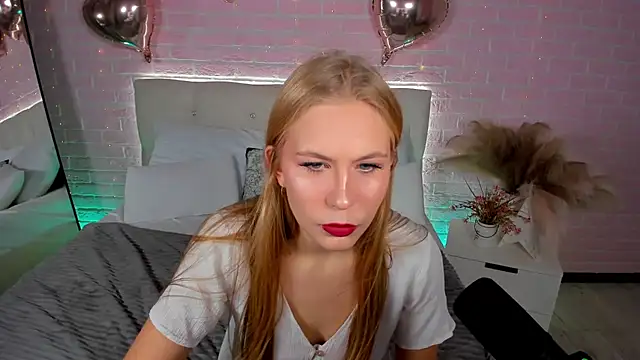 Rosa Evans online show from November 21, 2025, 4:39 pm