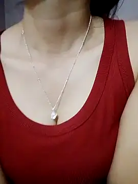 Cloud-wh online show from November 14, 2025, 7:39 pm