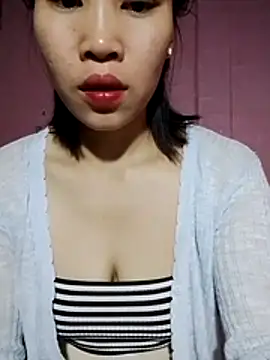 Snapshot of Cloud-wh chatting on February 13, 2026, 2:11 am Cloud-wh online show from February 13, 2026, 2:11 am