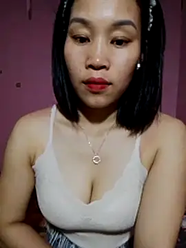 Snapshot of Cloud-wh chatting on February 14, 2026, 6:24 am Cloud-wh online show from February 14, 2026, 6:24 am