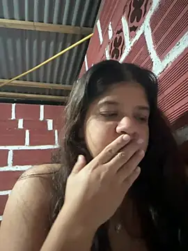 diamore3377 online show from February 20, 2026, 12:07 am