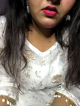 Snapshot of drakezone chatting on February 19, 2026, 6:38 pm drakezone online show from February 19, 2026, 6:38 pm