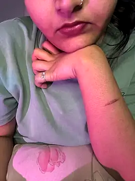 Snapshot of drakezone chatting on February 26, 2026, 4:29 pm drakezone online show from February 26, 2026, 4:29 pm