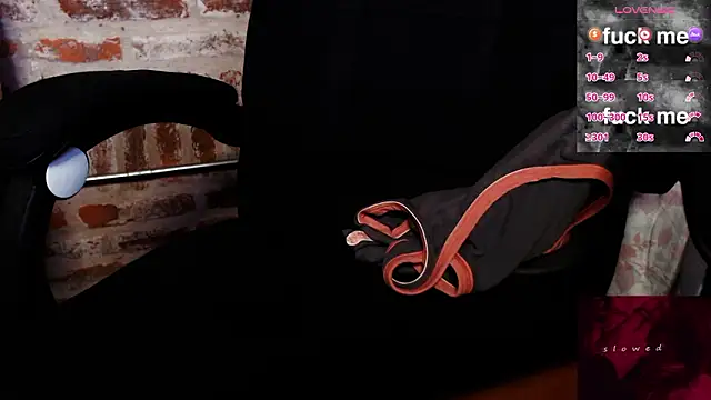 CaramelToy online show from January 15, 2026, 6:39 am