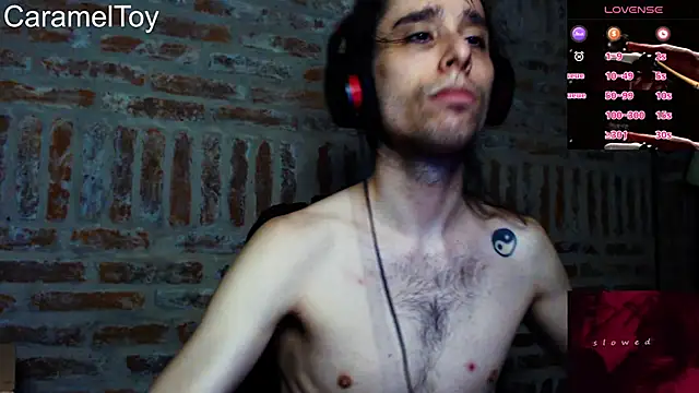 CaramelToy online show from February 1, 2026, 11:14 pm