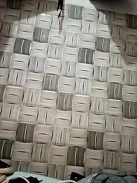 thuy-kieu online show from February 24, 2026, 9:26 pm