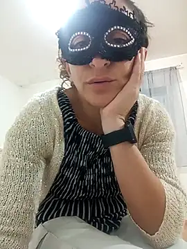 Giorgia13 online show from November 20, 2025, 5:24 pm