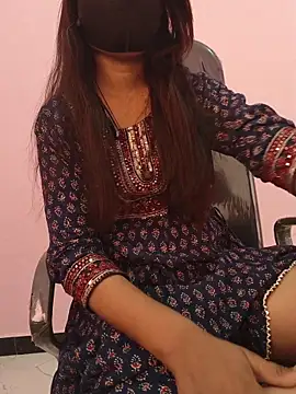 Iamyourdarling online show from November 22, 2025, 6:01 am