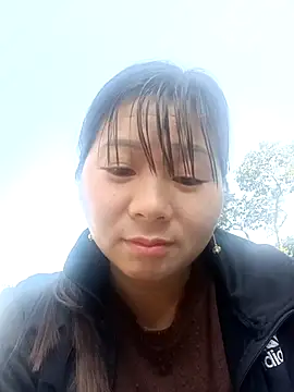 vangkt-cute online show from February 21, 2026, 8:16 am