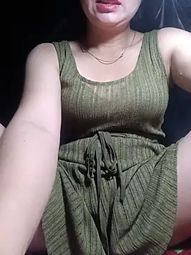 vangkt-cute online show from June 1, 2026, 5:34 pm