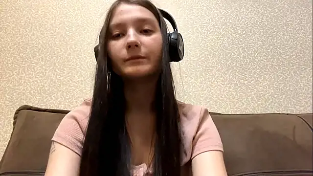 AurorAurora online show from November 14, 2025, 8:29 am