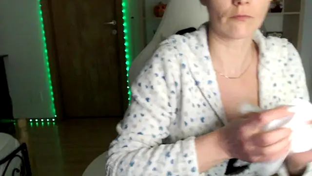 MissyDior8 online show from January 6, 2026, 6:39 am