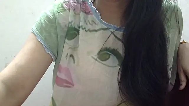Snapshot of Zoya-sexy chatting on September 26, 2025, 6:15 pm Zoya-sexy online show from September 26, 2025, 6:15 pm
