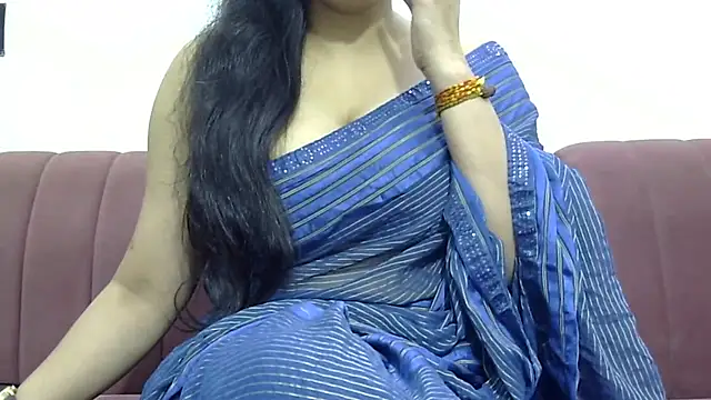 Snapshot of Zoya-sexy chatting on October 6, 2025, 6:52 pm Zoya-sexy online show from October 6, 2025, 6:52 pm