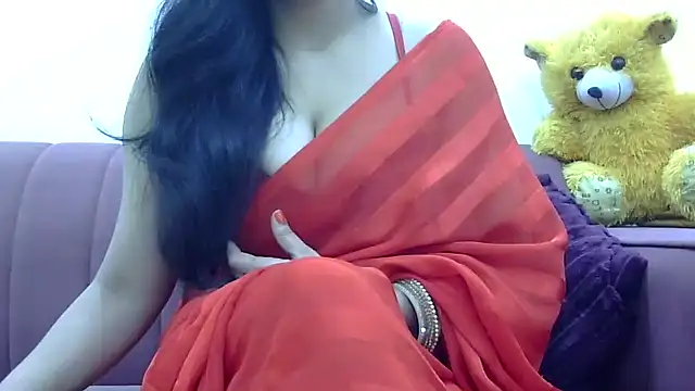 Snapshot of Zoya-sexy chatting on January 7, 2025, 6:59 am Zoya-sexy online show from January 7, 2025, 6:59 am