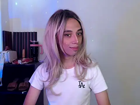 evelynfucker online show from November 11, 2025, 6:19 am