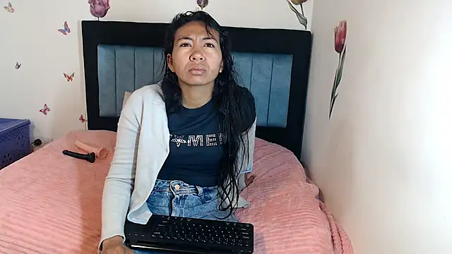 johanyxs online show from November 26, 2025, 10:15 am