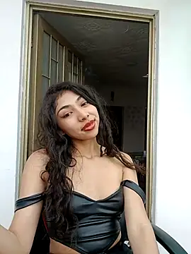 Emmaskinny online show from November 13, 2025, 7:18 pm