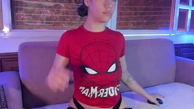 Snapshot of ReiAyanamy chatting on February 7, 2026, 7:44 pm ReiAyanamy online show from February 7, 2026, 7:44 pm