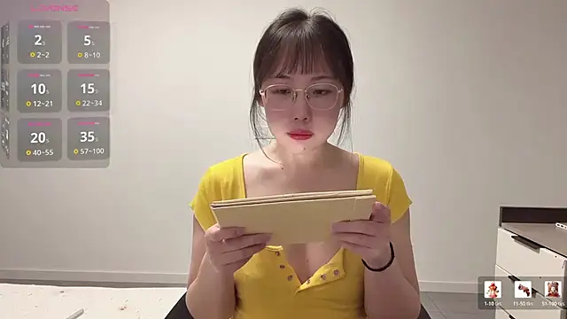 suisui322 online show from April 3, 2026, 1:39 pm