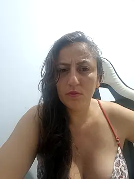 Jessika luvv online show from November 29, 2025, 6:46 am