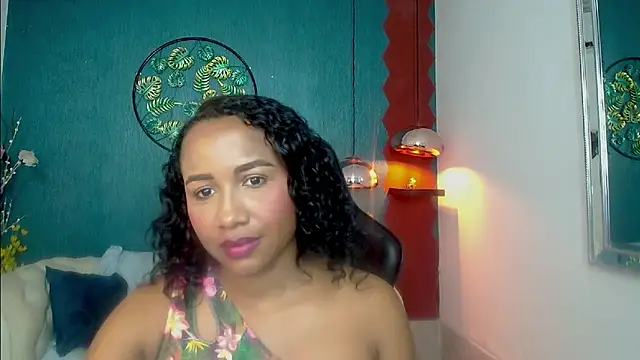 Gelen brunette online show from November 19, 2025, 5:46 pm