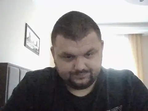 Snapshot of cyrex_monster chatting on June 3, 2026, 4:01 pm cyrex monster online show from June 3, 2026, 4:01 pm