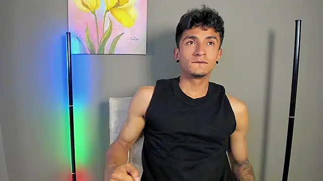 Snapshot of tank_steel chatting on November 19, 2025, 9:15 pm tank steel online show from November 19, 2025, 9:15 pm