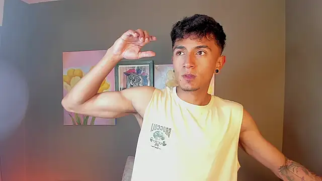 Snapshot of tank_steel chatting on November 25, 2025, 2:12 am tank steel online show from November 25, 2025, 2:12 am