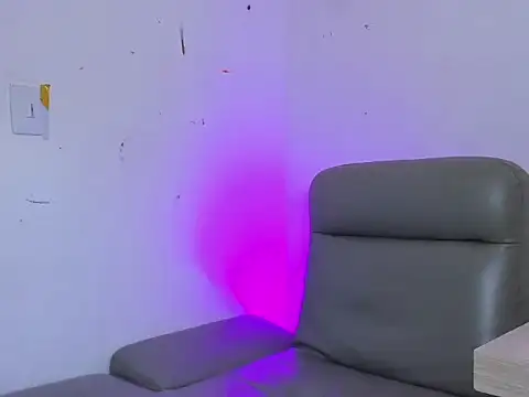 D3mon cock online show from November 18, 2025, 4:43 pm